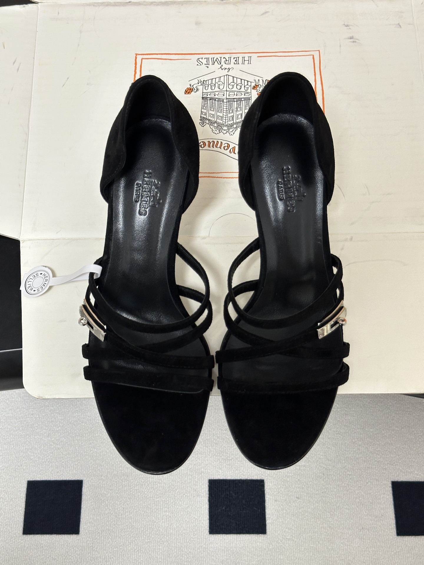 顶级品质（配高档飞机盒✈️）Hermes 爱马仕🐎 H家LiPstick 70凉鞋系列经典Kelly扣高