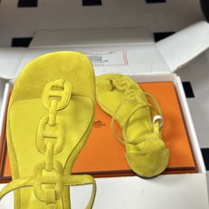 顶级品质(配高档飞机盒✈️)Hermes 爱马仕🐎 H家 2026ss春夏新款 Milos凉鞋系列经典猪 顶级品质(配高档飞机盒✈️)Hermes 爱马仕🐎 H家 2026ss春夏新款 Milos凉鞋系列经典猪