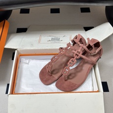 顶级品质(配高档飞机盒✈️)Hermes 爱马仕🐎 H家 2026ss春夏新款 Milos凉鞋系列经典猪 顶级品质(配高档飞机盒✈️)Hermes 爱马仕🐎 H家 2026ss春夏新款 Milos凉鞋系列经典猪