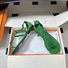 顶级品质(配高档飞机盒✈️)Hermes 爱马仕🐎 H家 2026ss春夏新款 Milos凉鞋系列经典猪 顶级品质(配高档飞机盒✈️)Hermes 爱马仕🐎 H家 2026ss春夏新款 Milos凉鞋系列经典猪