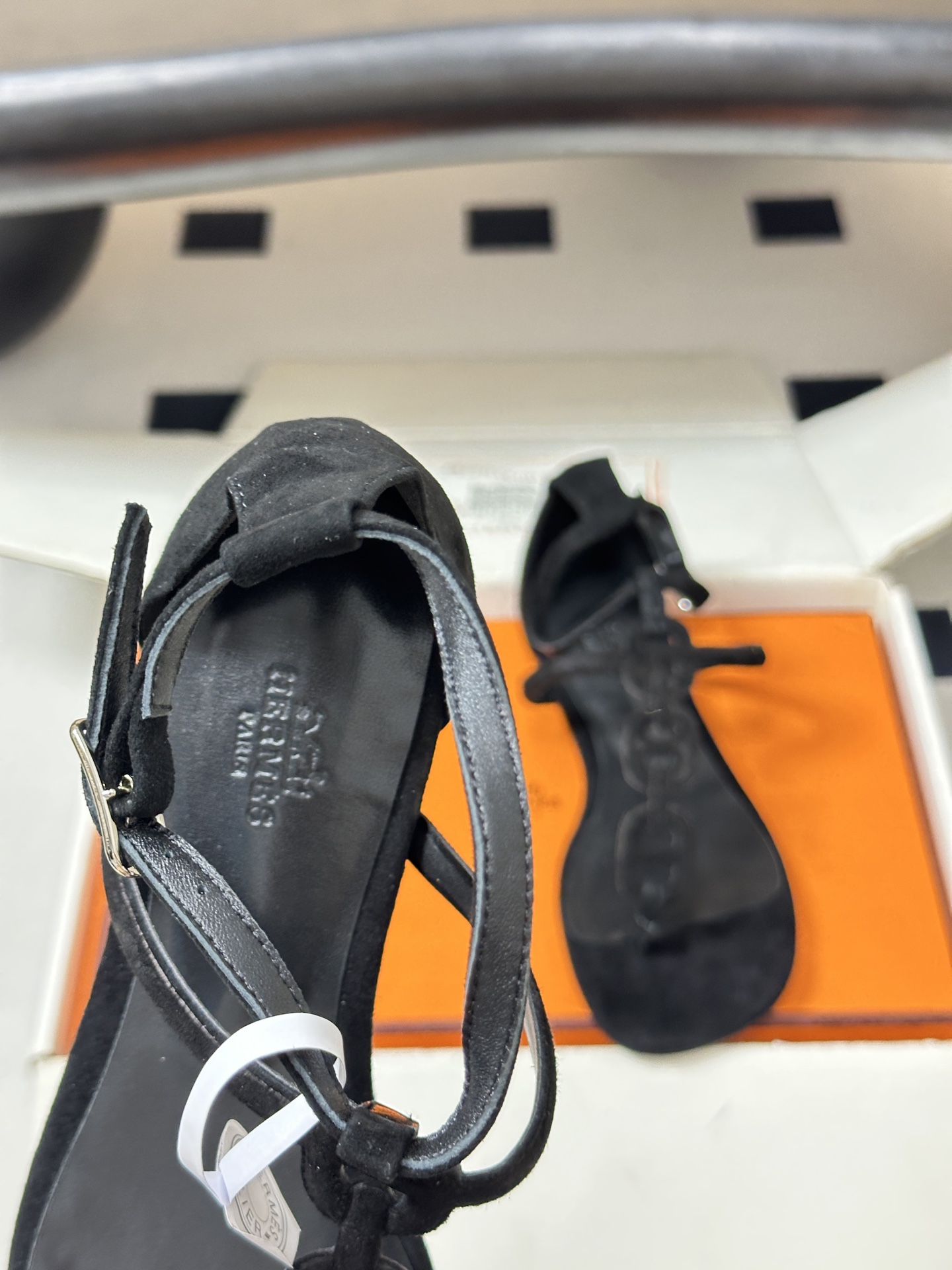 顶级品质（配高档飞机盒✈️）Hermes 爱马仕🐎 H家 2026ss春夏新款 Milos凉鞋系列经典猪