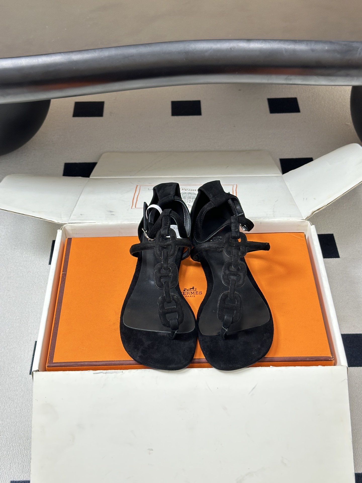 顶级品质（配高档飞机盒✈️）Hermes 爱马仕🐎 H家 2026ss春夏新款 Milos凉鞋系列经典猪