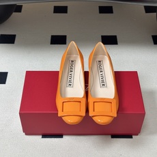 顶级品质2026早春新款 Roger vivier 罗杰维维亚 RV U Look漆皮芭蕾舞鞋圆头经典方 顶级品质2026早春新款 Roger vivier 罗杰维维亚 RV U Look漆皮芭蕾舞鞋圆头经典方