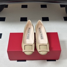 顶级品质2026早春新款 Roger vivier 罗杰维维亚 RV U Look漆皮芭蕾舞鞋圆头经典方 顶级品质2026早春新款 Roger vivier 罗杰维维亚 RV U Look漆皮芭蕾舞鞋圆头经典方
