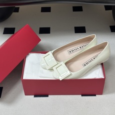 顶级品质2026早春新款 Roger vivier 罗杰维维亚 RV U Look漆皮芭蕾舞鞋圆头经典方 顶级品质2026早春新款 Roger vivier 罗杰维维亚 RV U Look漆皮芭蕾舞鞋圆头经典方