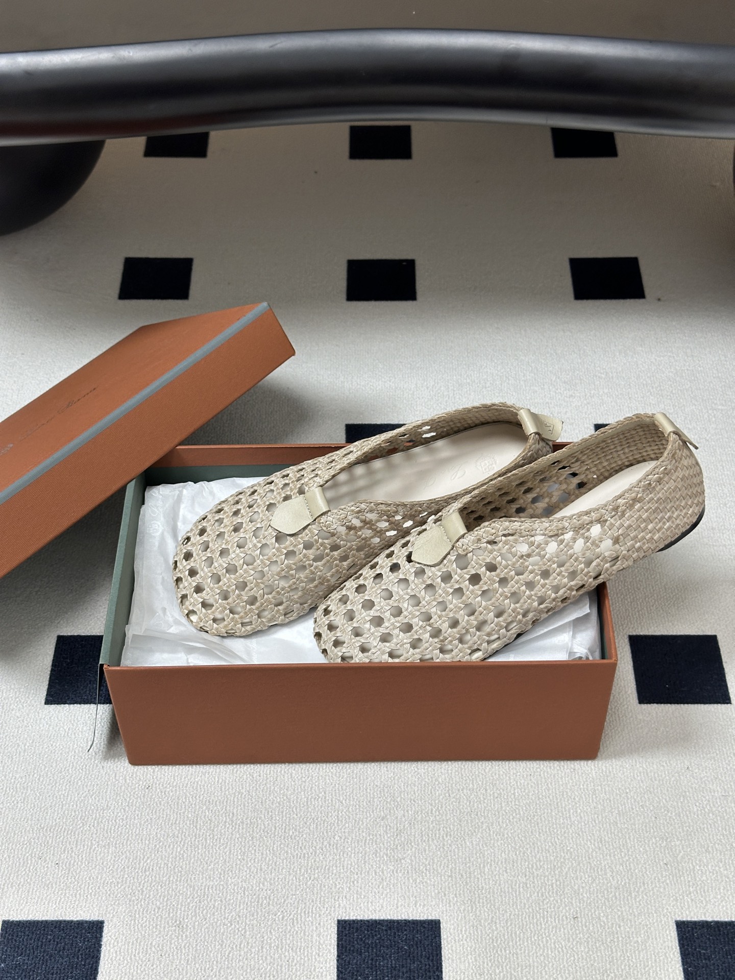 🔥爆炸款Loro Piana 诺悠翩雅 26s春夏新款 LP Floaty牛皮手工编织镂空乐福鞋老钱风复 🔥爆炸款Loro Piana 诺悠翩雅 26s春夏新款 LP Floaty牛皮手工编织镂空乐福鞋老钱风复