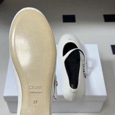 26Fw春夏新款CELINE 赛琳 思琳经典凯旋门一字带玛丽珍鞋平底芭蕾舞鞋单鞋经典玛丽珍鞋型的现代演绎 26Fw春夏新款CELINE 赛琳 思琳经典凯旋门一字带玛丽珍鞋平底芭蕾舞鞋单鞋经典玛丽珍鞋型的现代演绎
