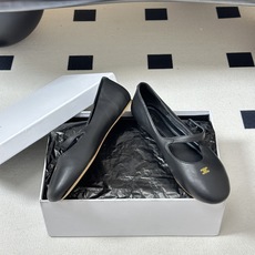 26Fw春夏新款CELINE 赛琳 思琳经典凯旋门一字带玛丽珍鞋平底芭蕾舞鞋单鞋经典玛丽珍鞋型的现代演绎 26Fw春夏新款CELINE 赛琳 思琳经典凯旋门一字带玛丽珍鞋平底芭蕾舞鞋单鞋经典玛丽珍鞋型的现代演绎