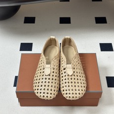 🔥爆炸款Loro Piana 诺悠翩雅 26s春夏新款 LP Floaty牛皮手工编织镂空乐福鞋老钱风复 🔥爆炸款Loro Piana 诺悠翩雅 26s春夏新款 LP Floaty牛皮手工编织镂空乐福鞋老钱风复