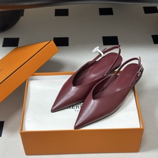Hermes 爱马仕🐎 2026春夏新款 H家 Nicole露跟凉鞋系列尖头Kelly扣高跟凉鞋 小猫跟 Hermes 爱马仕🐎 2026春夏新款 H家 Nicole露跟凉鞋系列尖头Kelly扣高跟凉鞋 小猫跟