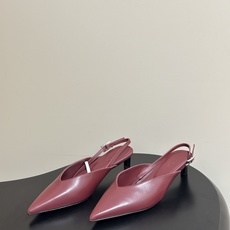 Hermes 爱马仕🐎 2026春夏新款 H家 Nicoletta40露跟凉鞋系列尖头Kelly扣高跟凉 Hermes 爱马仕🐎 2026春夏新款 H家 Nicoletta40露跟凉鞋系列尖头Kelly扣高跟凉