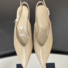 Hermes 爱马仕🐎 2026春夏新款 H家 Nicoletta40露跟凉鞋系列尖头Kelly扣高跟凉 Hermes 爱马仕🐎 2026春夏新款 H家 Nicoletta40露跟凉鞋系列尖头Kelly扣高跟凉