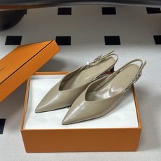 Hermes 爱马仕🐎 2026春夏新款 H家 Nicoletta40露跟凉鞋系列尖头Kelly扣高跟凉 Hermes 爱马仕🐎 2026春夏新款 H家 Nicoletta40露跟凉鞋系列尖头Kelly扣高跟凉