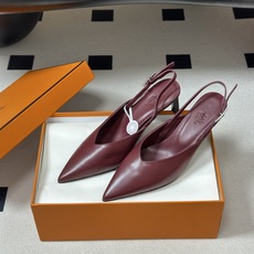 Hermes 爱马仕🐎 2026春夏新款 H家 Nicoletta70露跟凉鞋系列尖头Kelly扣高跟凉 Hermes 爱马仕🐎 2026春夏新款 H家 Nicoletta70露跟凉鞋系列尖头Kelly扣高跟凉
