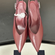 Hermes 爱马仕🐎 2026春夏新款 H家 Nicoletta70露跟凉鞋系列尖头Kelly扣高跟凉 Hermes 爱马仕🐎 2026春夏新款 H家 Nicoletta70露跟凉鞋系列尖头Kelly扣高跟凉