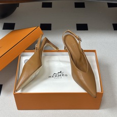 Hermes 爱马仕🐎 2026春夏新款 H家 Nicoletta70露跟凉鞋系列尖头Kelly扣高跟凉 Hermes 爱马仕🐎 2026春夏新款 H家 Nicoletta70露跟凉鞋系列尖头Kelly扣高跟凉