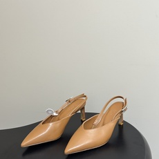 Hermes 爱马仕🐎 2026春夏新款 H家 Nicoletta70露跟凉鞋系列尖头Kelly扣高跟凉 Hermes 爱马仕🐎 2026春夏新款 H家 Nicoletta70露跟凉鞋系列尖头Kelly扣高跟凉