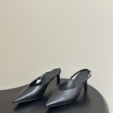 Hermes 爱马仕🐎 2026春夏新款 H家 Nicoletta70露跟凉鞋系列尖头Kelly扣高跟凉 Hermes 爱马仕🐎 2026春夏新款 H家 Nicoletta70露跟凉鞋系列尖头Kelly扣高跟凉
