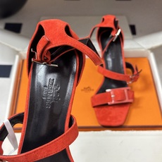 顶级品质(配高档飞机盒✈️)Hermes 爱马仕🐎 H家 2026 春夏新款 Liv凉鞋系列经典Kell 顶级品质(配高档飞机盒✈️)Hermes 爱马仕🐎 H家 2026 春夏新款 Liv凉鞋系列经典Kell