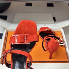 顶级品质(配高档飞机盒✈️)Hermes 爱马仕🐎 H家 2026 春夏新款 Liv凉鞋系列经典Kell 顶级品质(配高档飞机盒✈️)Hermes 爱马仕🐎 H家 2026 春夏新款 Liv凉鞋系列经典Kell