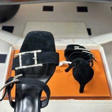 顶级品质(配高档飞机盒✈️)Hermes 爱马仕🐎 H家 2026 春夏新款 Liv凉鞋系列经典Kell 顶级品质(配高档飞机盒✈️)Hermes 爱马仕🐎 H家 2026 春夏新款 Liv凉鞋系列经典Kell
