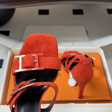 顶级品质(配高档飞机盒✈️)Hermes 爱马仕🐎 H家 2026 春夏新款 Liv凉鞋系列经典Kell 顶级品质(配高档飞机盒✈️)Hermes 爱马仕🐎 H家 2026 春夏新款 Liv凉鞋系列经典Kell