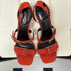 顶级品质(配高档飞机盒✈️)Hermes 爱马仕🐎 H家 2026 春夏新款 Liv凉鞋系列经典Kell 顶级品质(配高档飞机盒✈️)Hermes 爱马仕🐎 H家 2026 春夏新款 Liv凉鞋系列经典Kell