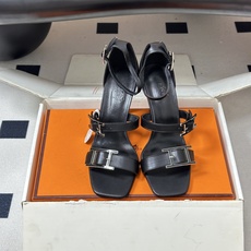 顶级品质(配高档飞机盒✈️)Hermes 爱马仕🐎 H家 2026 春夏新款 Liv凉鞋系列经典Kell 顶级品质(配高档飞机盒✈️)Hermes 爱马仕🐎 H家 2026 春夏新款 Liv凉鞋系列经典Kell