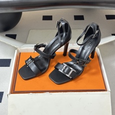 顶级品质(配高档飞机盒✈️)Hermes 爱马仕🐎 H家 2026 春夏新款 Liv凉鞋系列经典Kell 顶级品质(配高档飞机盒✈️)Hermes 爱马仕🐎 H家 2026 春夏新款 Liv凉鞋系列经典Kell