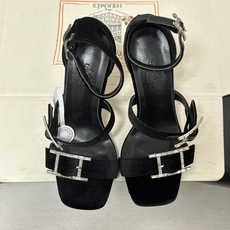 顶级品质(配高档飞机盒✈️)Hermes 爱马仕🐎 H家 2026 春夏新款 Liv凉鞋系列经典Kell 顶级品质(配高档飞机盒✈️)Hermes 爱马仕🐎 H家 2026 春夏新款 Liv凉鞋系列经典Kell