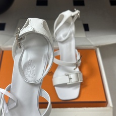 顶级品质(配高档飞机盒✈️)Hermes 爱马仕🐎 H家 2026 春夏新款 Liv凉鞋系列经典Kell 顶级品质(配高档飞机盒✈️)Hermes 爱马仕🐎 H家 2026 春夏新款 Liv凉鞋系列经典Kell