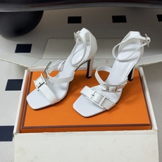 顶级品质(配高档飞机盒✈️)Hermes 爱马仕🐎 H家 2026 春夏新款 Liv凉鞋系列经典Kell 顶级品质(配高档飞机盒✈️)Hermes 爱马仕🐎 H家 2026 春夏新款 Liv凉鞋系列经典Kell