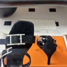 顶级品质(配高档飞机盒✈️)Hermes 爱马仕🐎 H家 2026 春夏新款 Liv凉鞋系列经典Kell 顶级品质(配高档飞机盒✈️)Hermes 爱马仕🐎 H家 2026 春夏新款 Liv凉鞋系列经典Kell