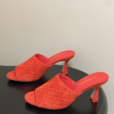 2026早春度假系列爆品🔥Chanel 小香26A 经典菱格鱼嘴蜜儿高跟拖鞋标志性双C扣凉拖鞋简约时尚, 2026早春度假系列爆品🔥Chanel 小香26A 经典菱格鱼嘴蜜儿高跟拖鞋标志性双C扣凉拖鞋简约时尚,