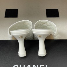 2026早春度假系列爆品🔥Chanel 小香26A 经典菱格鱼嘴蜜儿高跟拖鞋标志性双C扣凉拖鞋简约时尚, 2026早春度假系列爆品🔥Chanel 小香26A 经典菱格鱼嘴蜜儿高跟拖鞋标志性双C扣凉拖鞋简约时尚,