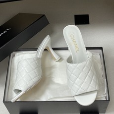 2026早春度假系列爆品🔥Chanel 小香26A 经典菱格鱼嘴蜜儿高跟拖鞋标志性双C扣凉拖鞋简约时尚, 2026早春度假系列爆品🔥Chanel 小香26A 经典菱格鱼嘴蜜儿高跟拖鞋标志性双C扣凉拖鞋简约时尚,
