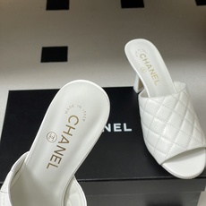 2026早春度假系列爆品🔥Chanel 小香26A 经典菱格鱼嘴蜜儿高跟拖鞋标志性双C扣凉拖鞋简约时尚, 2026早春度假系列爆品🔥Chanel 小香26A 经典菱格鱼嘴蜜儿高跟拖鞋标志性双C扣凉拖鞋简约时尚,