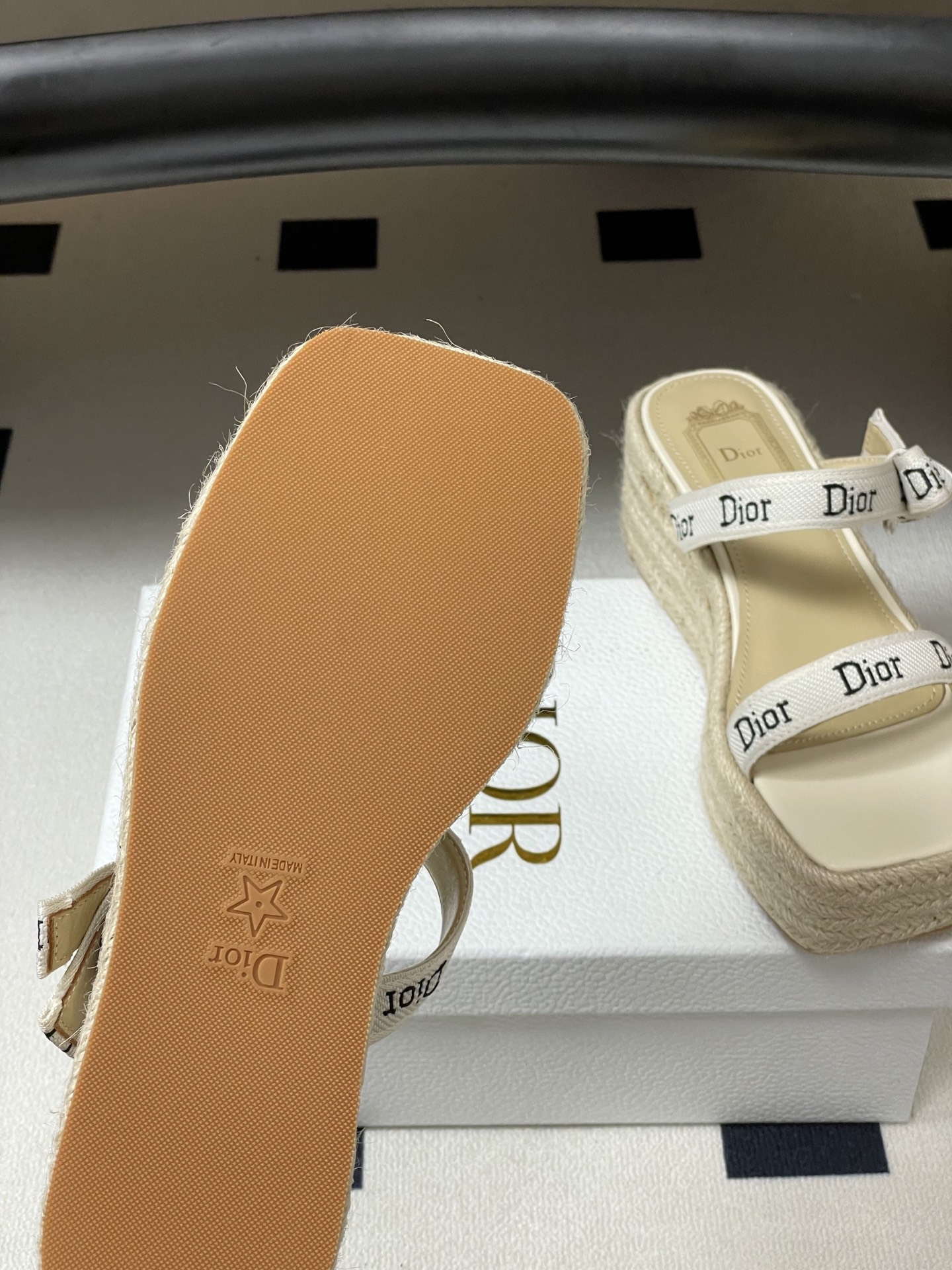 26ss春夏新款Dior 迪奥 J'Adior饰带坡跟凉拖鞋经典CD字母织带蝴蝶结方头厚底拖鞋草编麻绳底