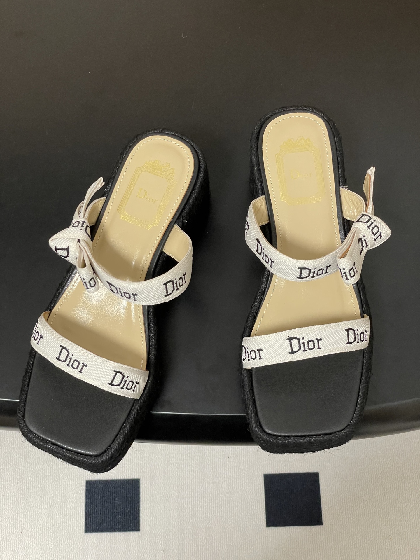 26ss春夏新款Dior 迪奥 J'Adior饰带坡跟凉拖鞋经典CD字母织带蝴蝶结方头厚底拖鞋草编麻绳底