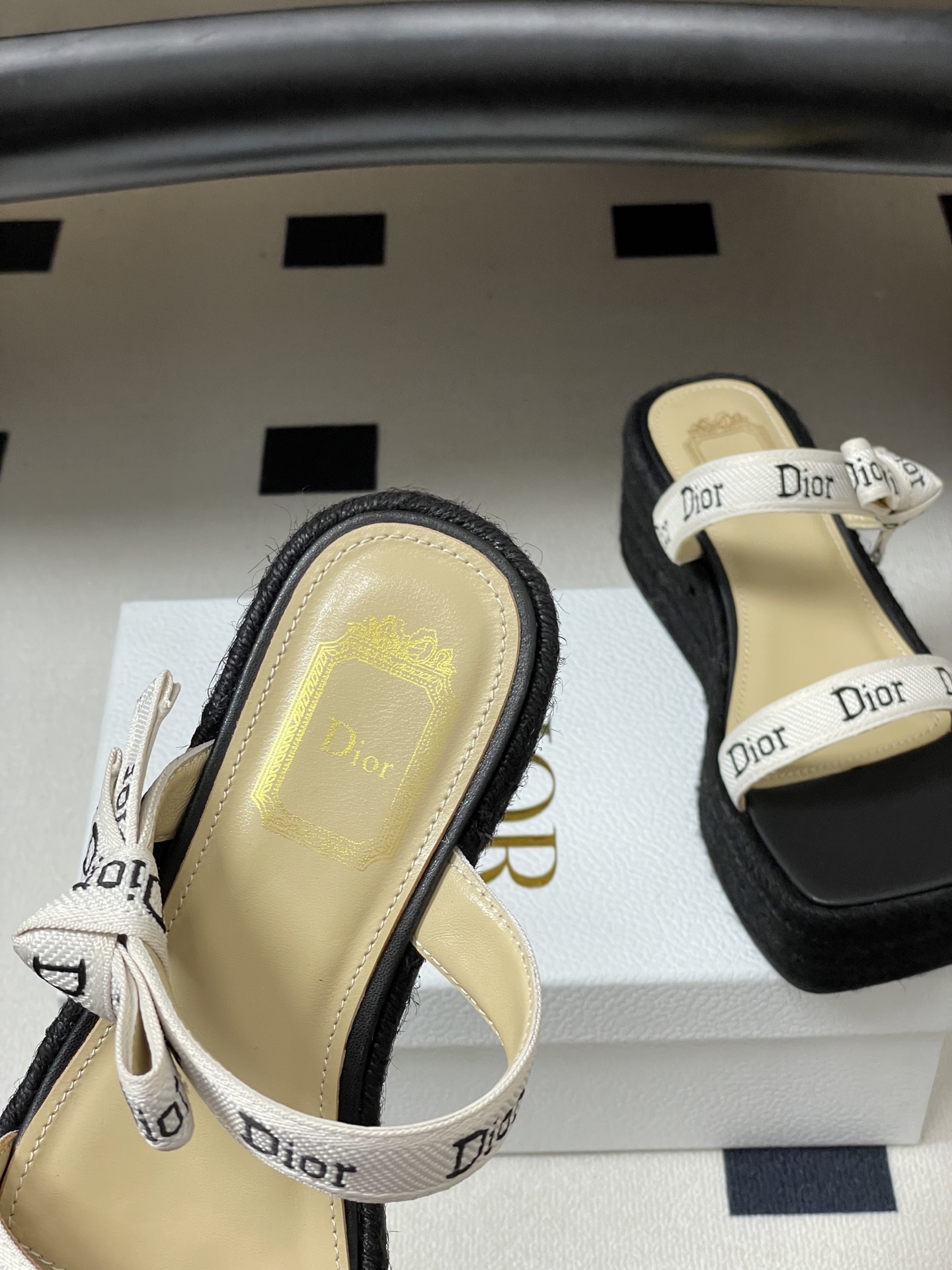 26ss春夏新款Dior 迪奥 J'Adior饰带坡跟凉拖鞋经典CD字母织带蝴蝶结方头厚底拖鞋草编麻绳底