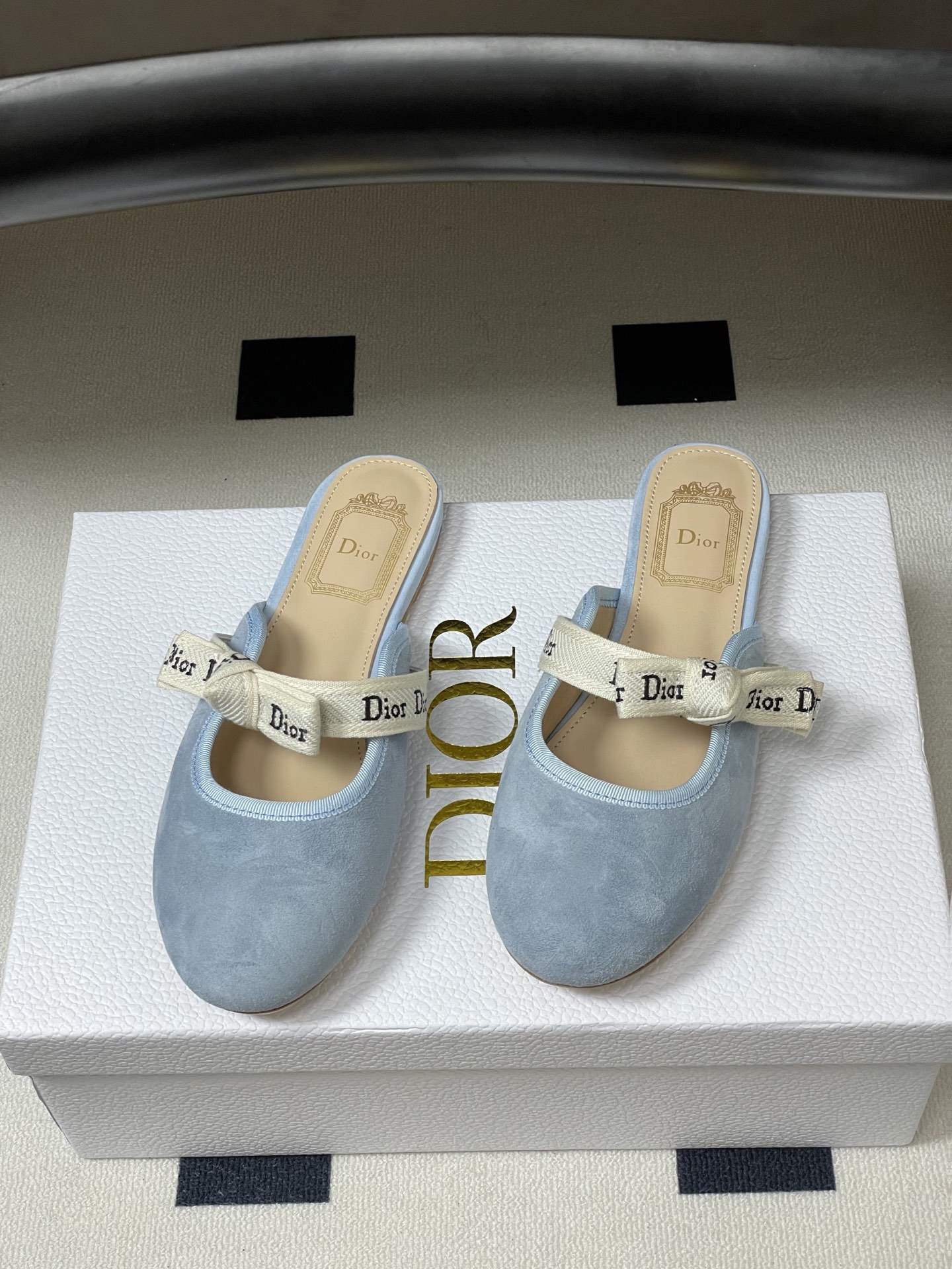 26ss春夏新款Dior 迪奥 J'Adior 穆勒鞋经典字母织带蝴蝶结平底半拖鞋这款J'Adior 穆