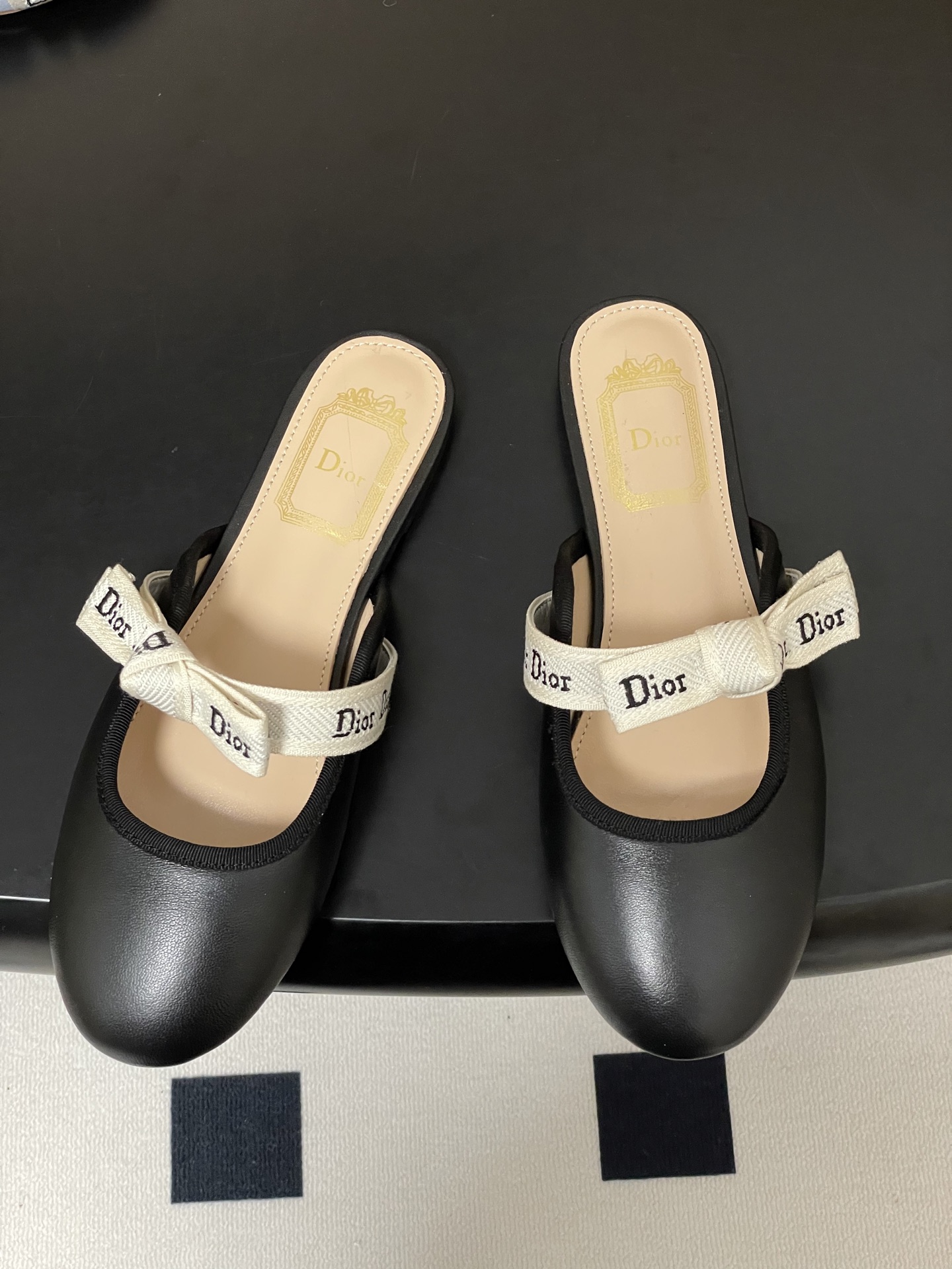 26ss春夏新款Dior 迪奥 J'Adior 穆勒鞋经典字母织带蝴蝶结平底半拖鞋这款J'Adior 穆