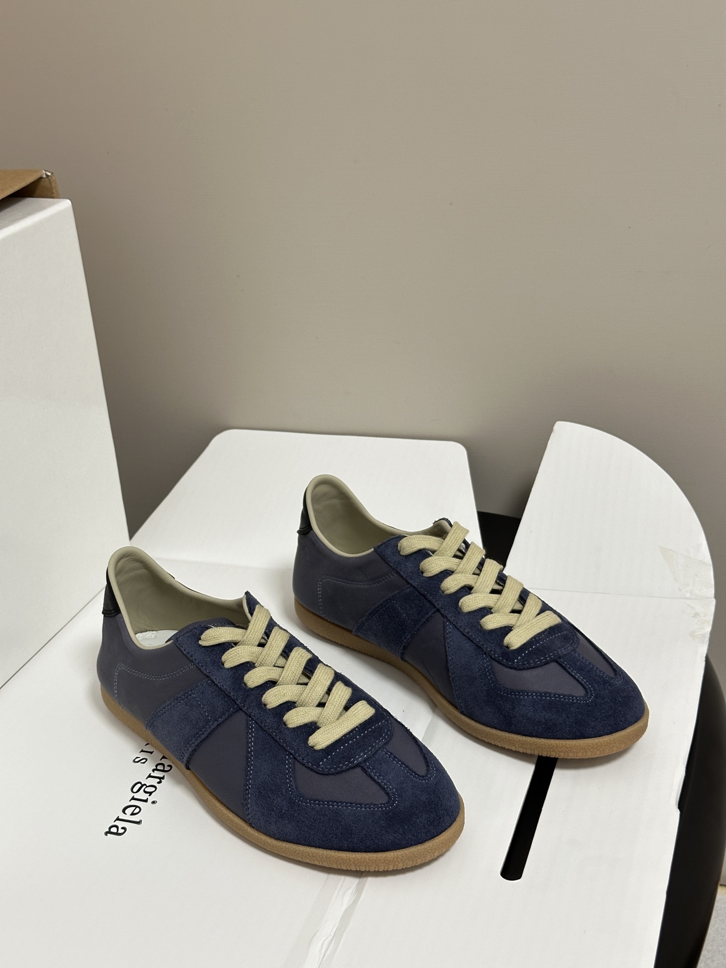 男➕10 顶级品质（飞机盒➕10 下单备注）Maison Margiela MM6马吉拉 经典款德训鞋2