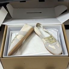 男➕10 顶级品质(飞机盒➕10 下单备注)Maison Margiela MM6马吉拉 2026春夏新 男➕10 顶级品质(飞机盒➕10 下单备注)Maison Margiela MM6马吉拉 2026春夏新