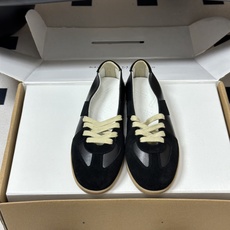 男➕10 顶级品质(飞机盒➕10 下单备注)Maison Margiela MM6马吉拉 2026春夏新 男➕10 顶级品质(飞机盒➕10 下单备注)Maison Margiela MM6马吉拉 2026春夏新