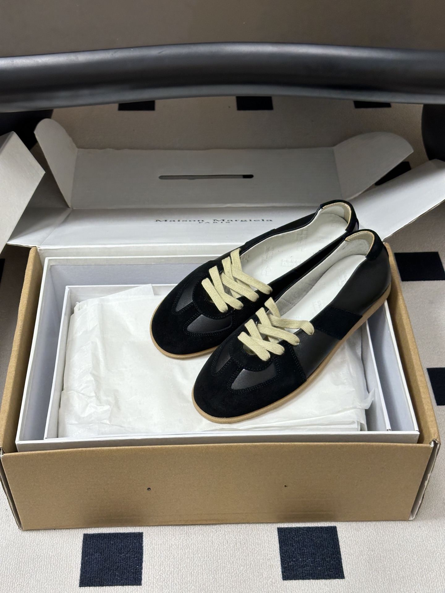 男➕10 顶级品质(飞机盒➕10 下单备注)Maison Margiela MM6马吉拉 2026春夏新 男➕10 顶级品质(飞机盒➕10 下单备注)Maison Margiela MM6马吉拉 2026春夏新