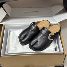男➕10 顶级品质(飞机盒➕10 下单备注)Maison Margiela MM6马吉拉 2026春夏新 男➕10 顶级品质(飞机盒➕10 下单备注)Maison Margiela MM6马吉拉 2026春夏新