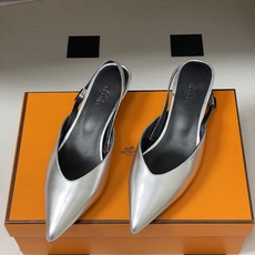Hermes 爱马仕🐎 2026春夏新款 H家 Nicole露跟凉鞋系列尖头Kelly扣高跟凉鞋 小猫跟 Hermes 爱马仕🐎 2026春夏新款 H家 Nicole露跟凉鞋系列尖头Kelly扣高跟凉鞋 小猫跟