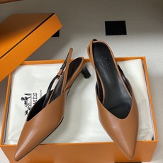 Hermes 爱马仕🐎 2026春夏新款 H家 Nicole露跟凉鞋系列尖头Kelly扣高跟凉鞋 小猫跟 Hermes 爱马仕🐎 2026春夏新款 H家 Nicole露跟凉鞋系列尖头Kelly扣高跟凉鞋 小猫跟