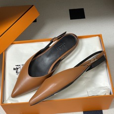 Hermes 爱马仕🐎 2026春夏新款 H家 Nicole露跟凉鞋系列尖头Kelly扣高跟凉鞋 小猫跟 Hermes 爱马仕🐎 2026春夏新款 H家 Nicole露跟凉鞋系列尖头Kelly扣高跟凉鞋 小猫跟